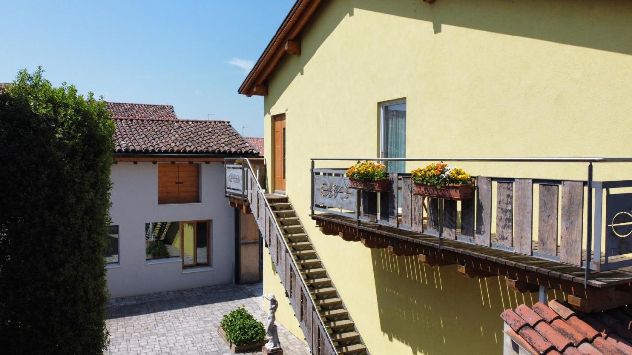 Appartamento Incantevole Con Parcheggio Privato Casteldidone Esterno foto